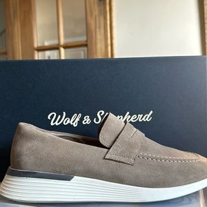 Wolf & Shepherd Crossover Loafer
